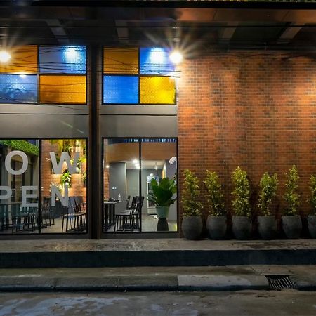 Bed Friends Poshtel Hostel Чианг Рай Екстериор снимка